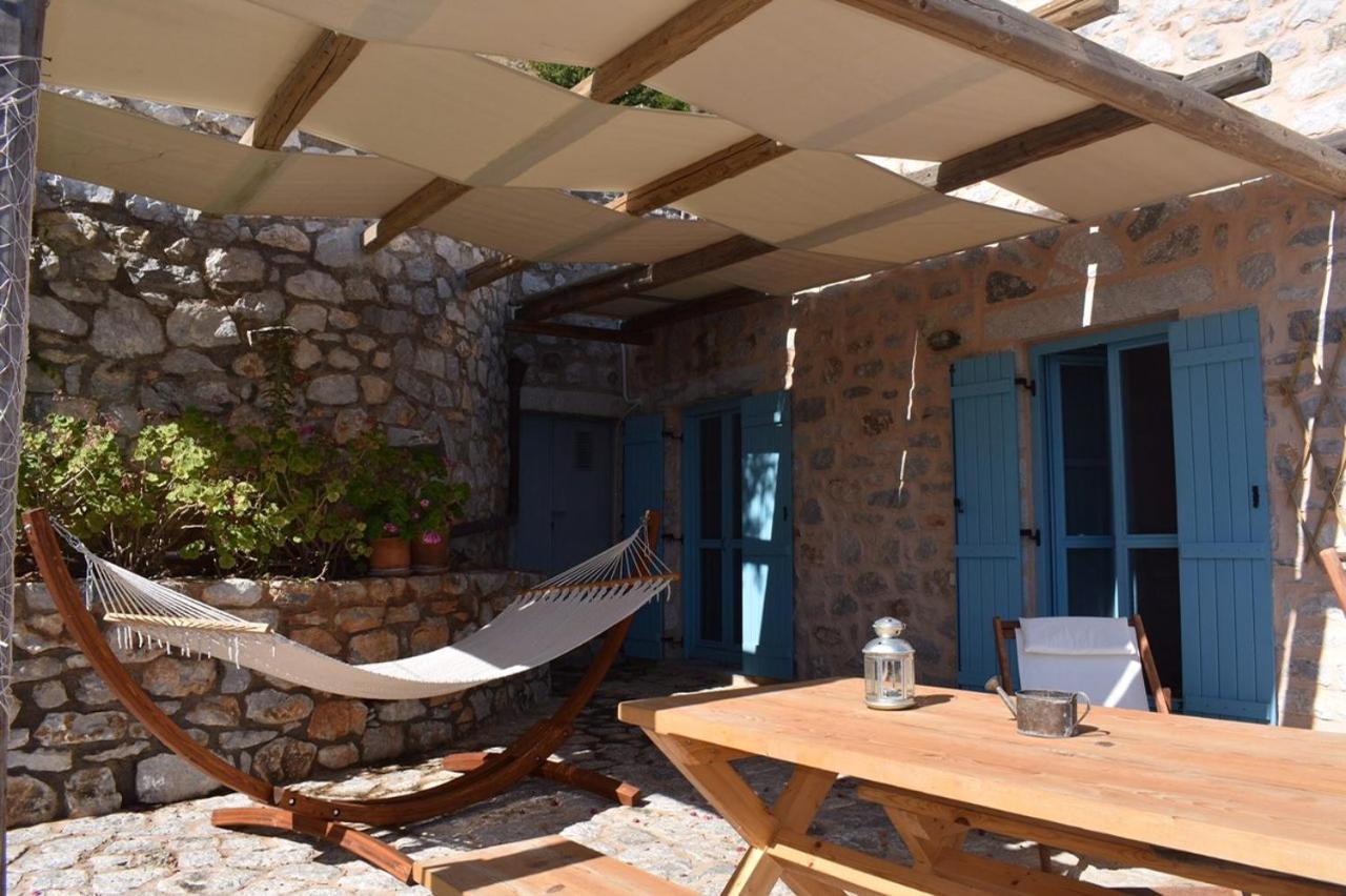 Villa Smaragda Liménion Bagian luar foto