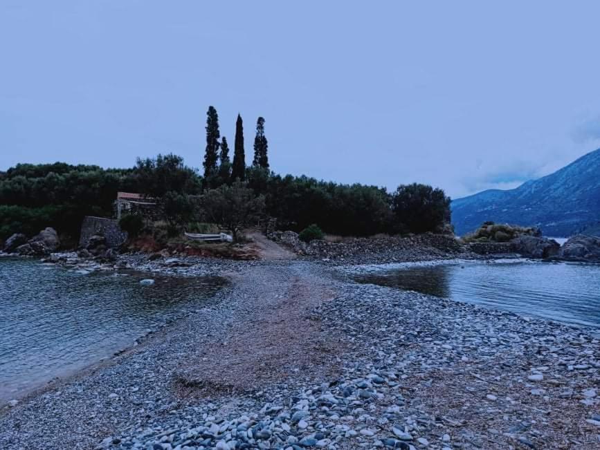 Villa Smaragda Liménion Bagian luar foto