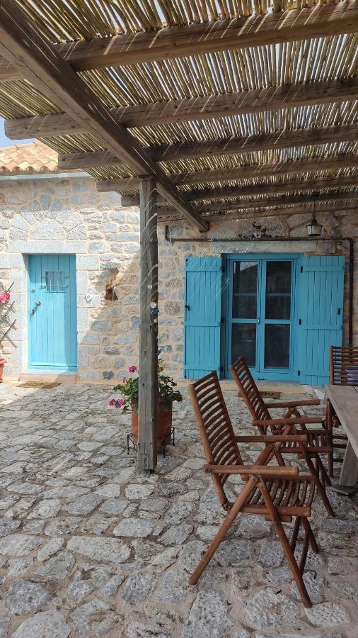 Villa Smaragda Liménion Bagian luar foto