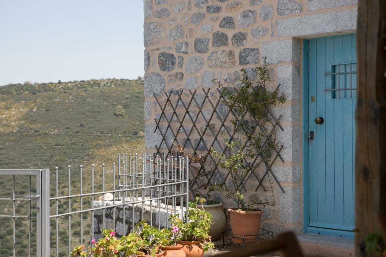Villa Smaragda Liménion Bagian luar foto