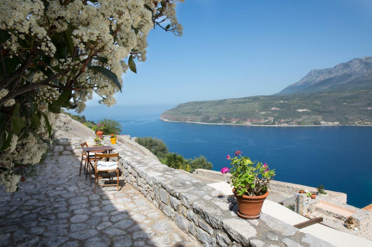 Villa Smaragda Liménion Bagian luar foto