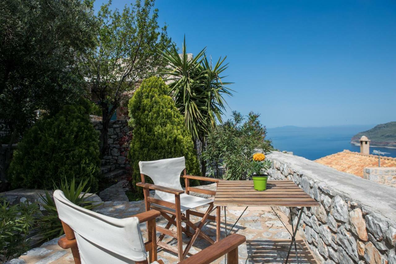Villa Smaragda Liménion Bagian luar foto